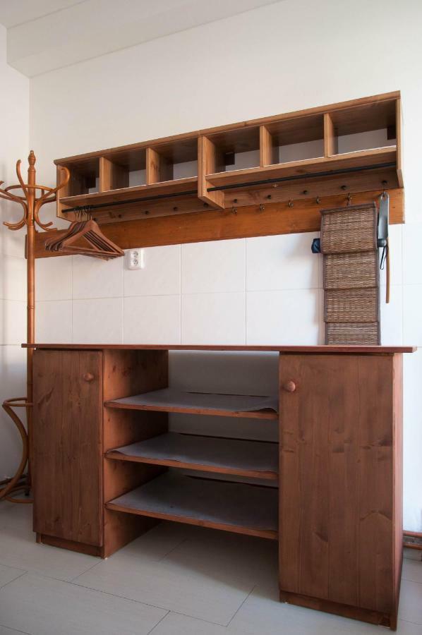Apartman Zeleznice Appartement Buitenkant foto